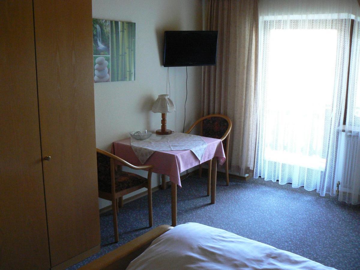 Haus Evelyn / Haus Heidemarie Hotel Bad Fussing Room photo